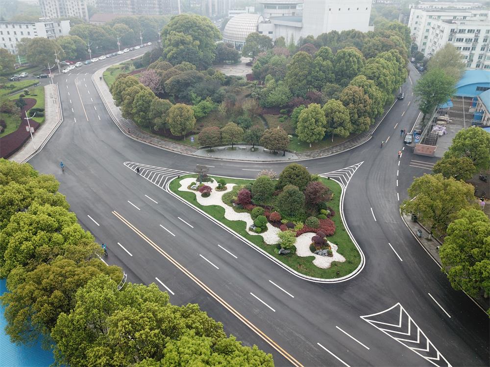 岳陽林紙廠區綠化提質項目 (2).JPG