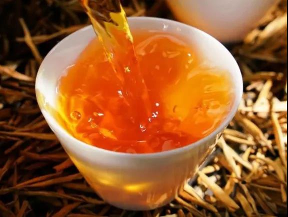 生態(tài)茶與咖啡：蘊(yùn)含其中的中西思維方式差異