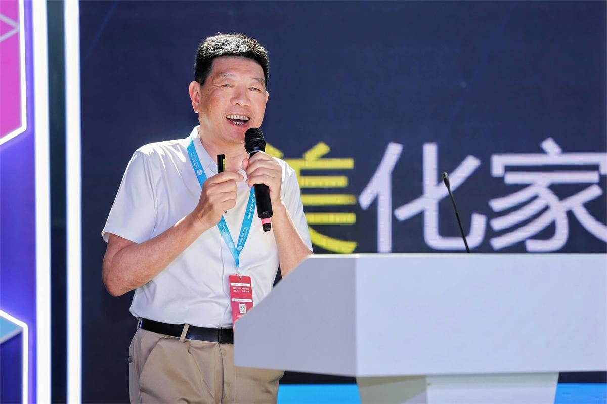 劉國方2.jpg